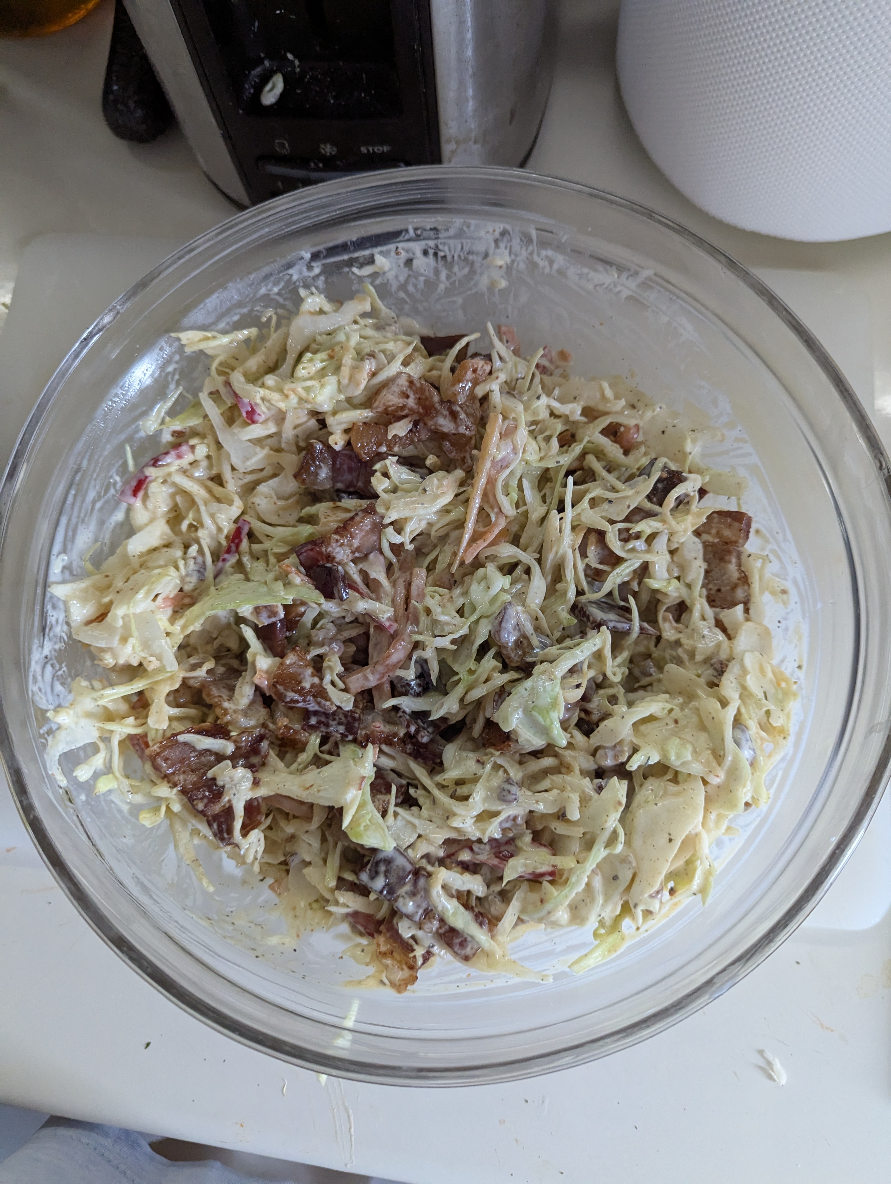 Cabbage salad with bacon, carrot and red pepper 